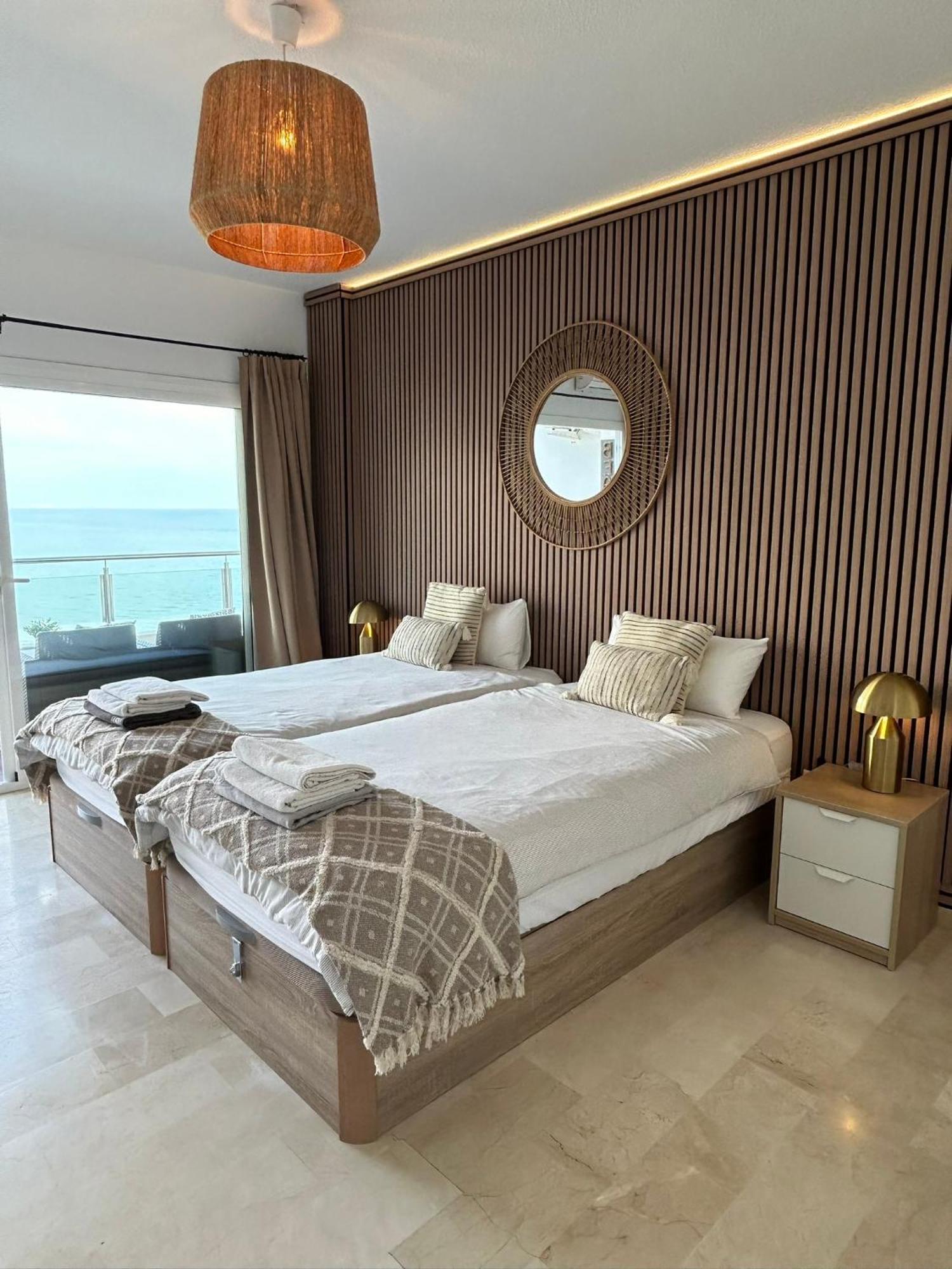 Amazing Frontline Sea Views Castillo Del Vigia * Torremolinos